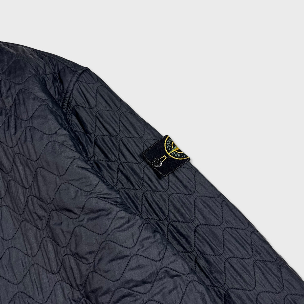 Stone Island Reversible Quilted Wave Pattern Hooded Jacket 3XL