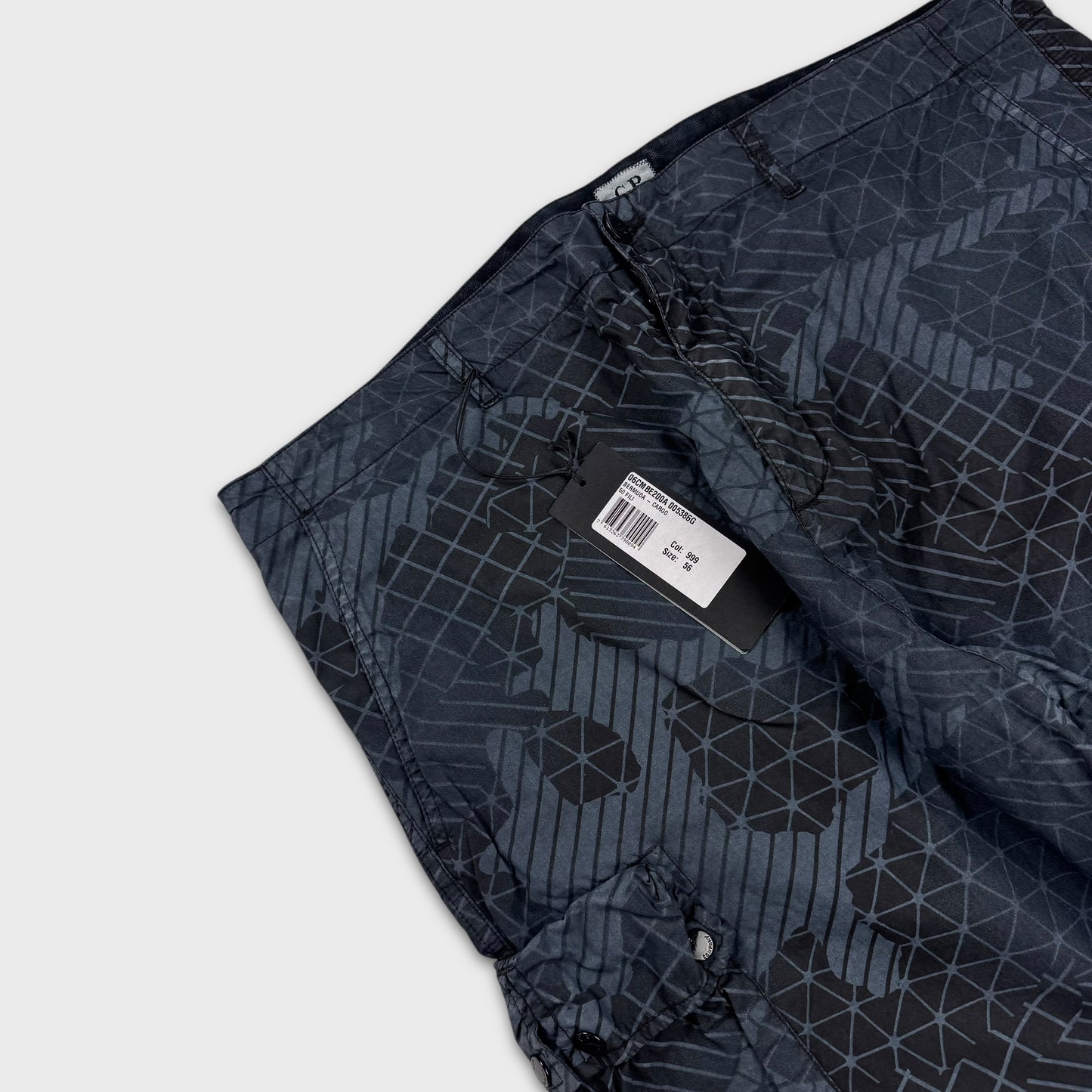 CP Company Navy Pattern Cargo Shorts 3XL NEW