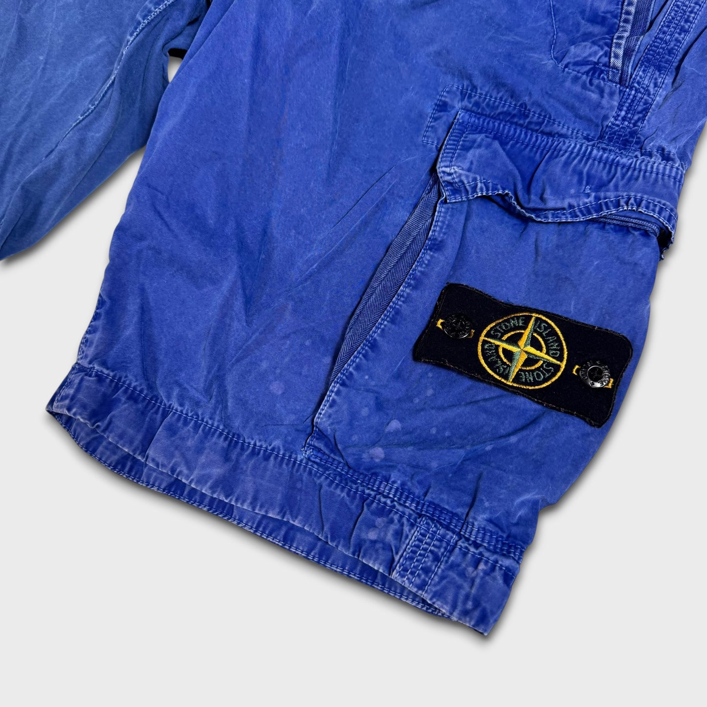 Stone Island Badge Cargo Shorts W32
