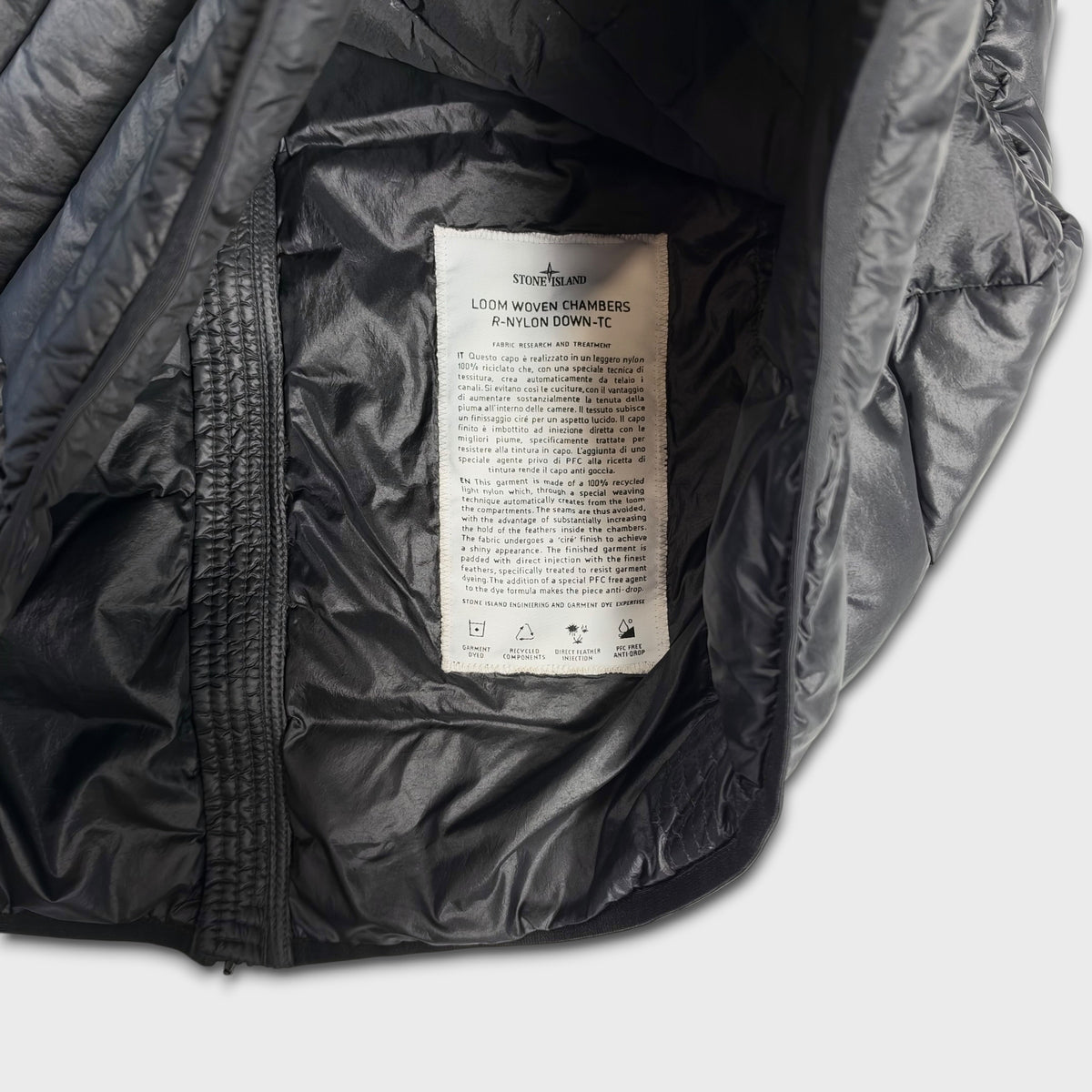 Stone Island R-Nylon Loom Woven Down Chambers Puffer Jacket M